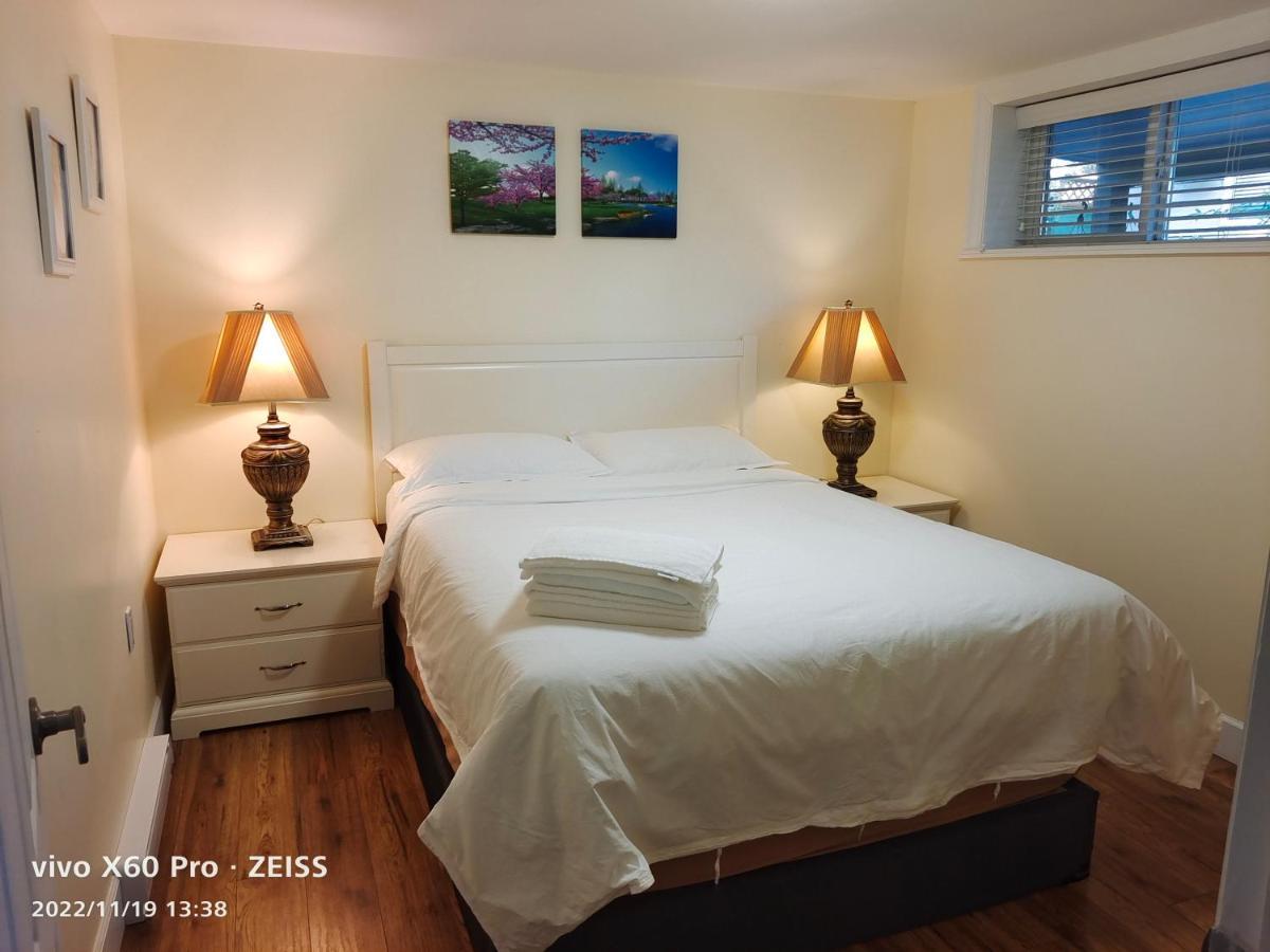 Romantic Homestay Coquitlam Exteriör bild